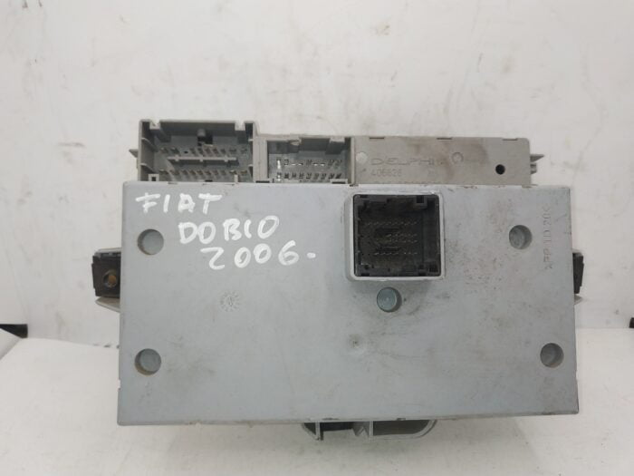 Caja de fusibles BSI Fiat Dobló (119,223)2006