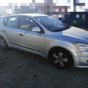 Puerta delantera completa derecha Kia Ceed 2007 gris