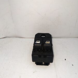 Botonera elevalunas delantero izquierdo Peugeot 206 2000