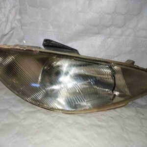 Faro delantero derecho Peugeot 206 2000