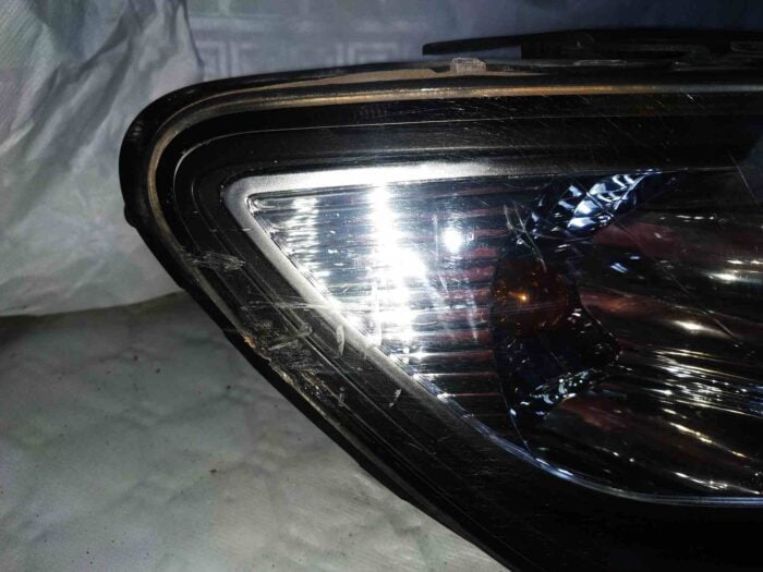 Faro delantero derecho Hyundai Santa Fe 2007