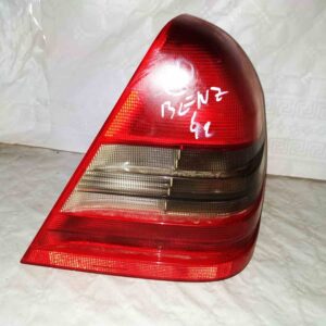 Piloto trasero derecho Mercedes Benz Clase C (W202) 1999 con portalámparas