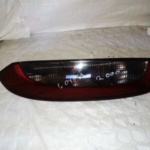 Piloto trasero izquierdo Opel Corsa C 2000 con portalámparas
