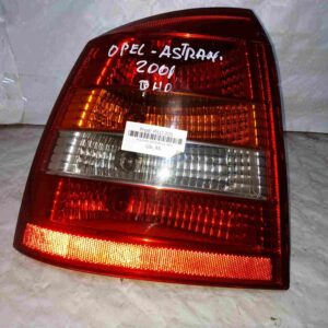 Piloto trasero izquierdo Opel Astra G 2002 con portalámparas