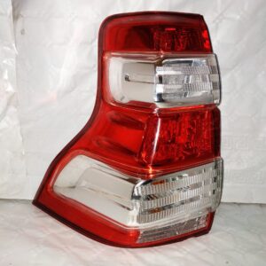 Piloto trasero izquierdo Toyota Land Cruiser (J15)