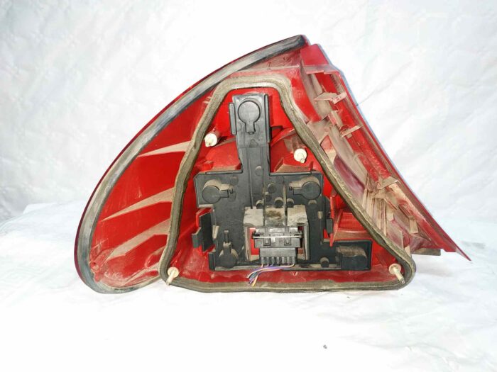 Piloto trasero derecho Ford Mondeo 1997