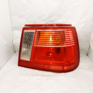Piloto trasero derecho Seat Ibiza (6k1) 1998