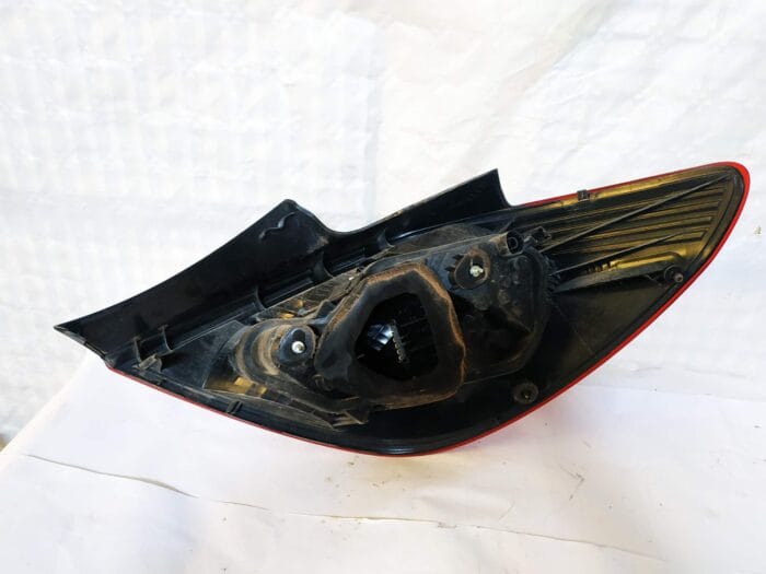 Piloto trasero izquierdo Opel Corsa D