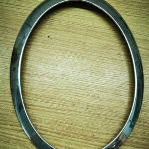 Embellecedor sujetador faro derecho BMW Mini R50 R53 R53