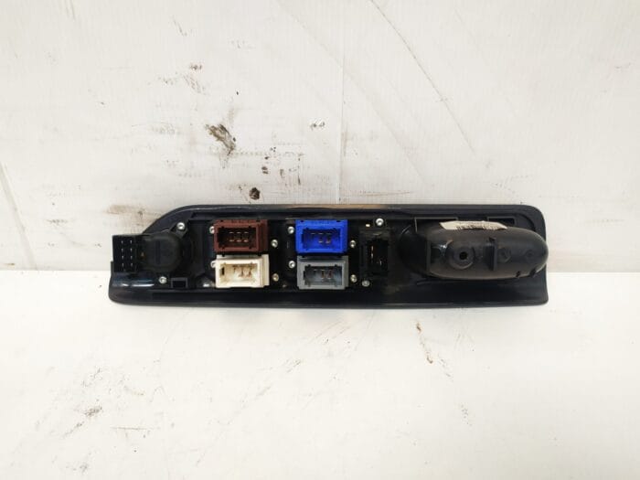 Mando elevalunas delantero izquierdo Renault Espace III