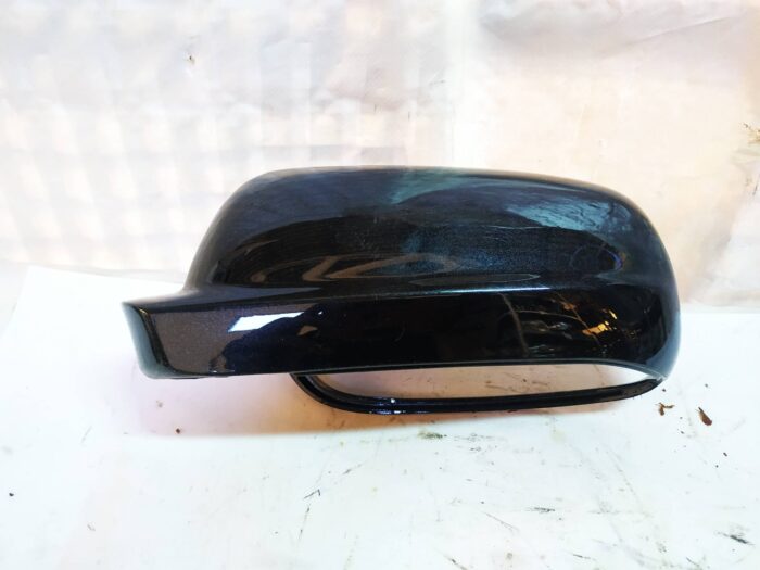 Carcasa retrovisor izquierdo negro VW Golf IV