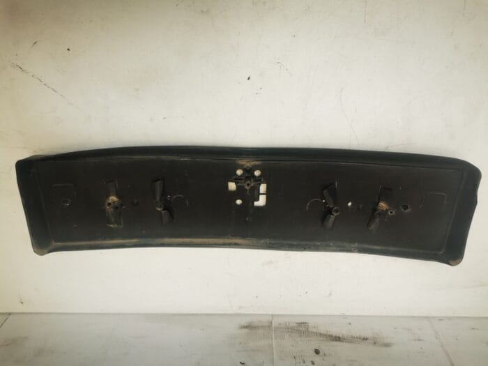 Porta placas delantero Mazda 3