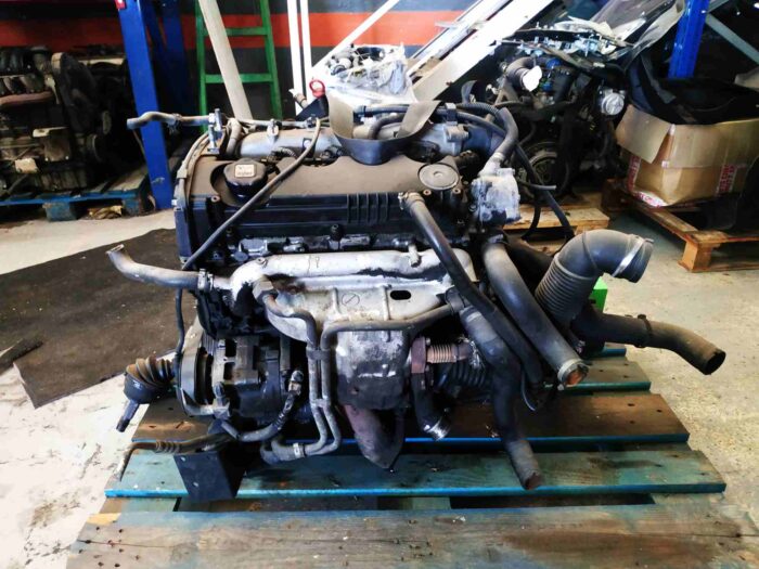 Motor completo Fiat Punto (188) 1.9 JTD Diésel 80cv 2000