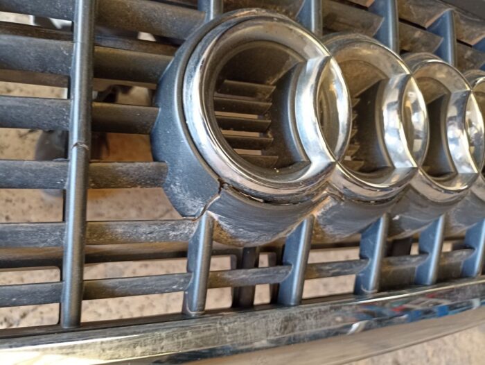Paragolpes delantero Audi A6 S6 C6 avant 4F con antinieblas lavafaros y sensores parking