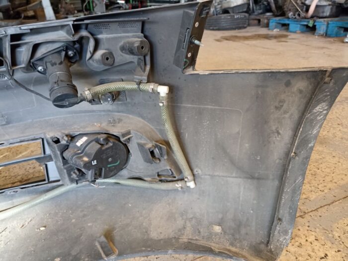 Paragolpes delantero Audi A6 S6 C6 avant 4F con antinieblas lavafaros y sensores parking