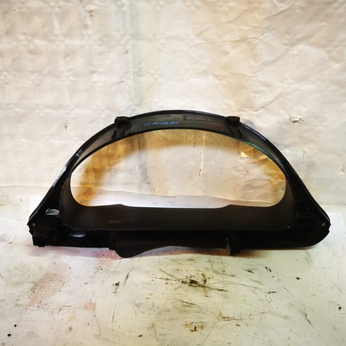 Embellecedor cuadro de instrumentos Hyundai Accent
