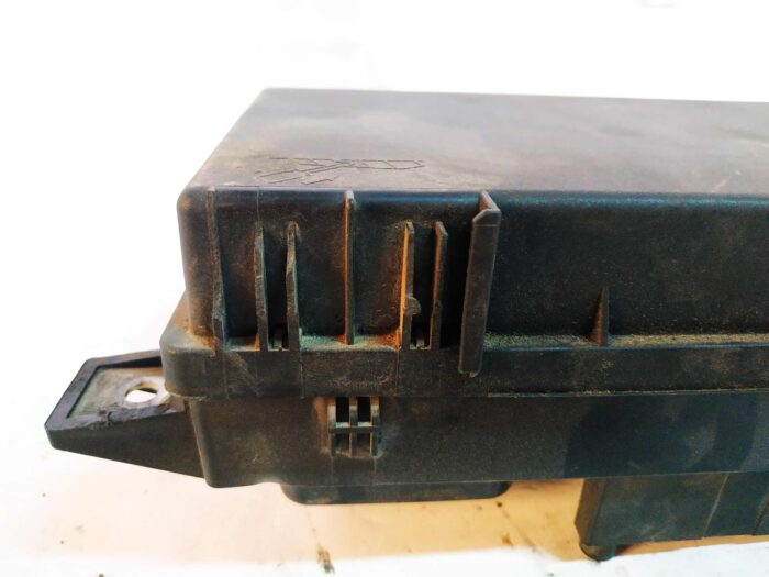 Caja de relés Opel Astra H 2008
