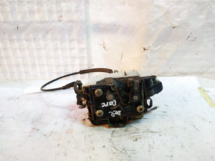 Cerradura delantera derecha Seat Ibiza II (6K1)