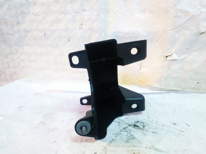 Soporte izquierdo parachoques trasero Citroën C4