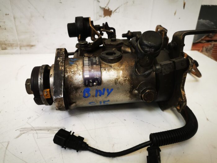 Bomba inyectora Citroën C15 2001