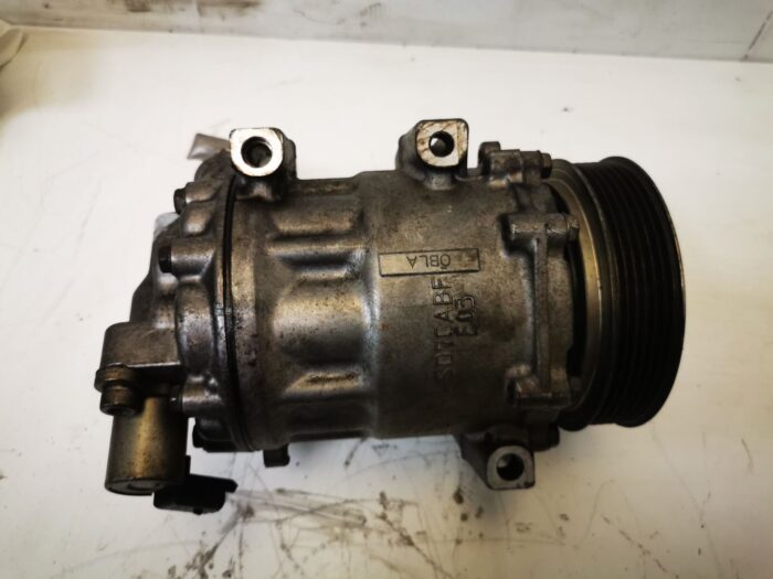 Compresor A /C Peugeot 407 2.0 hdi