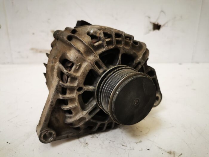 Alternador kia Ceed Hyundai Matrix 1.6 CRDI Valeo