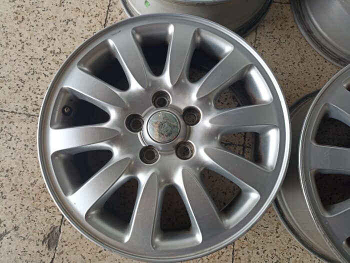 Juego Llantas aluminio Jaguar X-type 2006 4 unidades