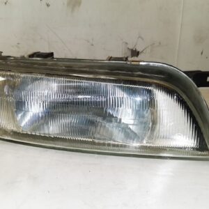 Faro derecho Nissan Almera I