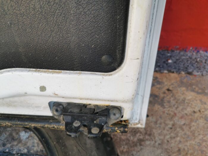 Puerta trasera derecha Citroën Berlingo blanca