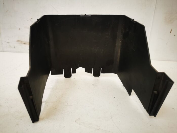 Tapa lateral caja batería Volkswagen Passat B6