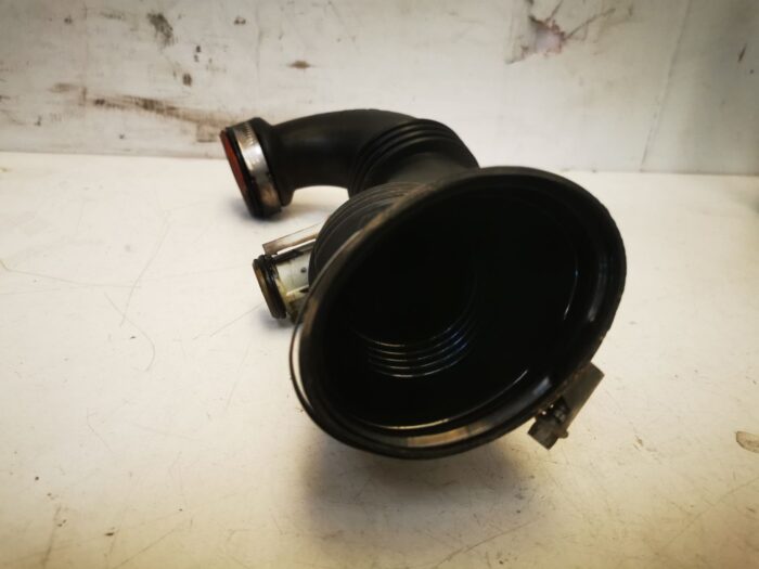 Tubo intercooler Citroën Peugeot para 1.6 HDI