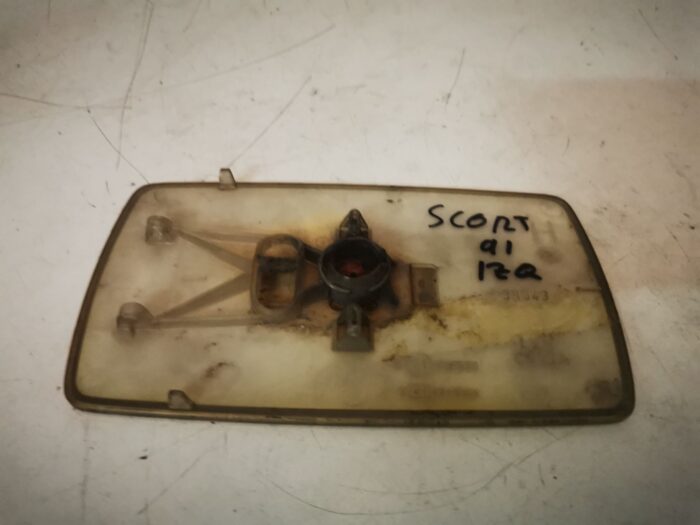 Cristal retrovisor izquierdo Ford Scort 91