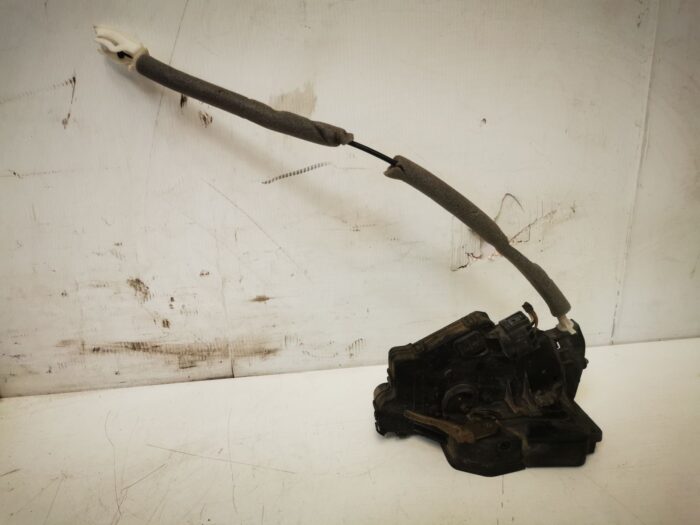 Cerradura puerta delantera derecha BMW serie 3 E46 con cable