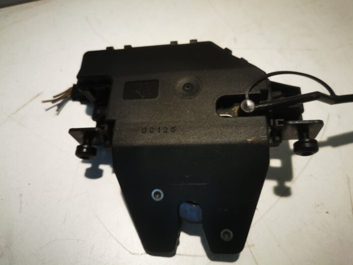 Cerradura maletero BMW serie 3 E46