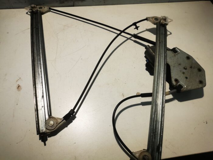 Elevalunas eléctrico con motor delantero derecho BMW serie 3 E46