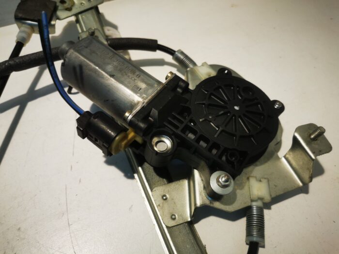 Elevalunas eléctrico con motor delantero izquierdo BMW Serie 3 E46