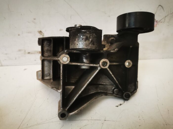 Soporte alternador Citroen Xsara Picasso Grupo PSA
