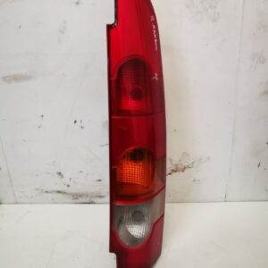 Piloto trasero derecho Renault Kangoo I con portalámparas
