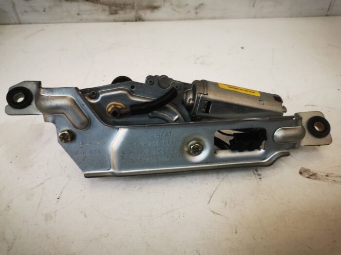 Motor limpia parabrisas trasero Seat Ibiza II 6K