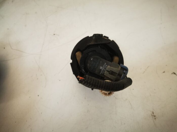 Faro antiniebla delantero izquierdo Nissan Almera Tino con portalámparas