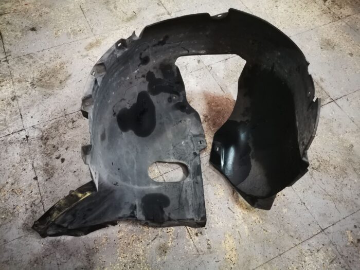 guardabarros interior paso de rueda delantero izquierdo Seat Altea 5P0