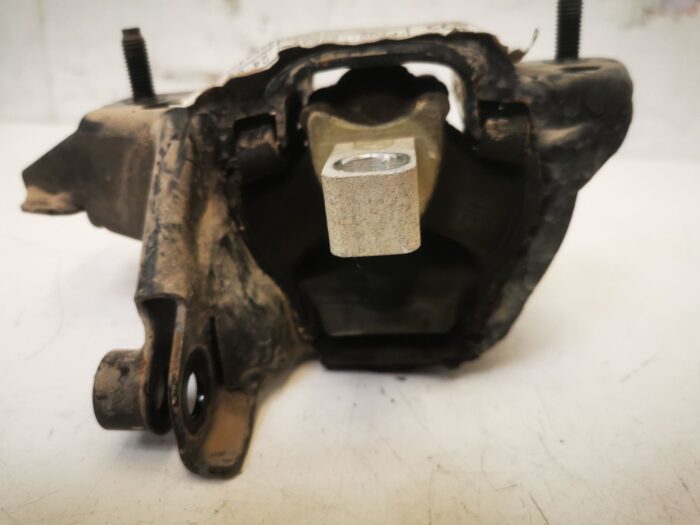 Soporte motor Grupo VAG varios modelos 1.9 tdi lado izquierdo