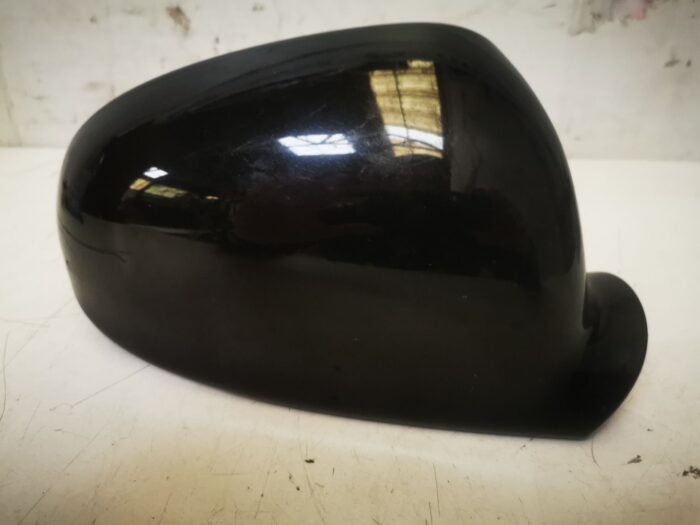 Carcasa retrovisor exterior derecho Volkswagen golf V Jetta