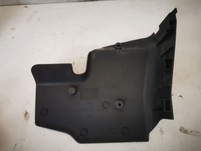 Moldura tapa salpicadero Nissan Serena C23M