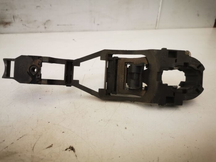 Bastidor soporte maneta exterior izquierda VW Polo IV 9N Seat León II 1P