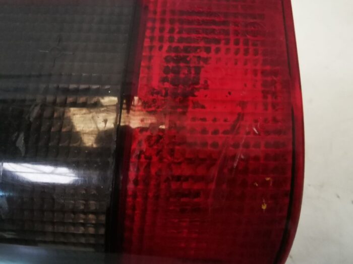Piloto trasero izquierdo Citroën Berlingo I SIN portalámparas