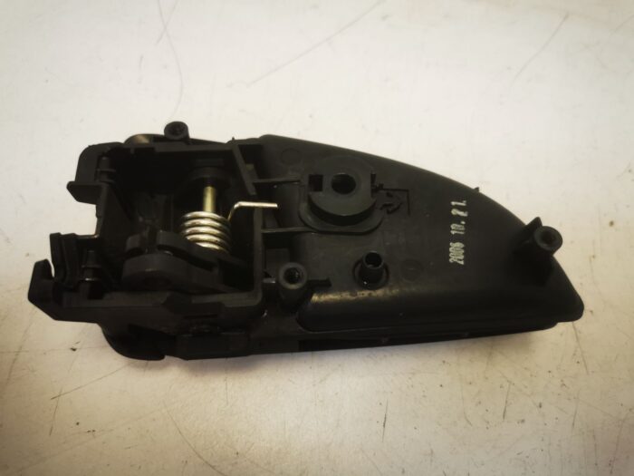Maneta interior delantera derecha Kia Ceed 2007-2012