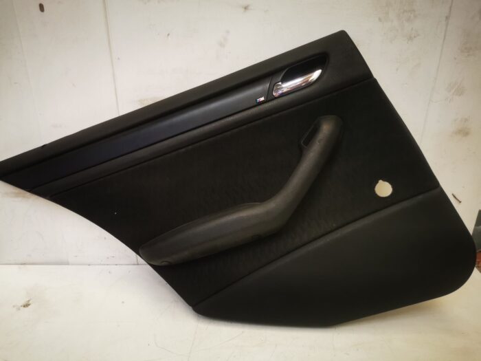 Panel puerta trasera izquierda BMW serie 3 E46