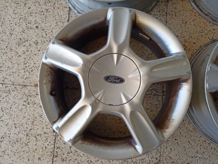 Llanta Aluminio Borbet Ford Focus Berlina 2002