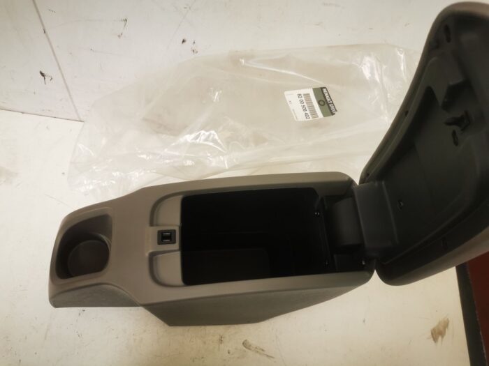 Apoyabrazo central delantero Renault Kangoo